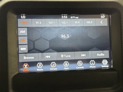 Used 2021 Jeep Gladiator Willys image 20