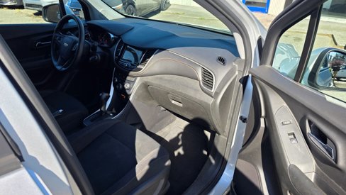 Used 2019 Chevrolet Trax LS w/ Tint and Cruise Package image 12
