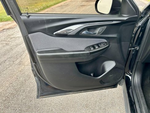 Used 2022 Chevrolet TrailBlazer LS image 24