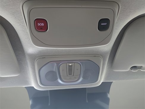 Used 2025 RAM ProMaster 2500 w/ Convenience Group image 26