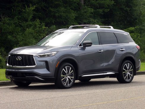 Used 2023 INFINITI QX60 Sensory w/ Cargo Package image 32