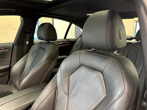 Used 2019 BMW 540i xDrive image 18