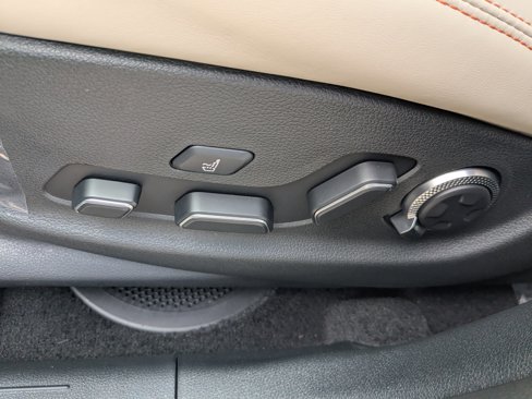 New 2026 Genesis GV70 3.5T Sport Prestige image 18