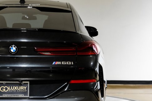 Used 2025 BMW X6 M60i w/ Executive Package image 51