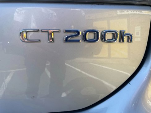 Used 2016 Lexus CT 200h image 45
