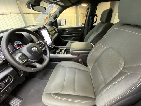 Used 2025 RAM 1500 Lone Star image 24