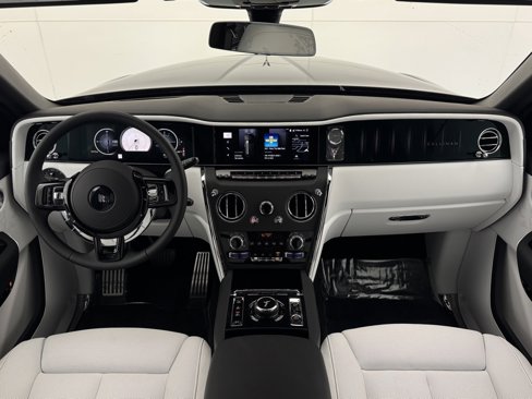 New 2026 Rolls-Royce Cullinan image 4