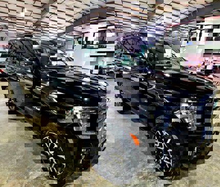 Used 2023 GMC Yukon AT4 w/ AT4 Premium Plus Package image 8
