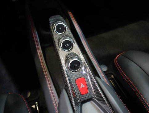 Certified 2022 Ferrari F8 Tributo image 31