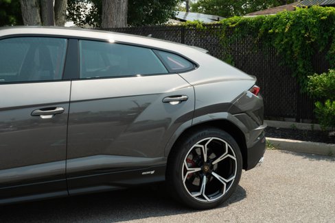 Used 2024 Lamborghini Urus S image 33