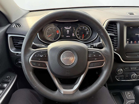 Used 2020 Jeep Cherokee Latitude image 17