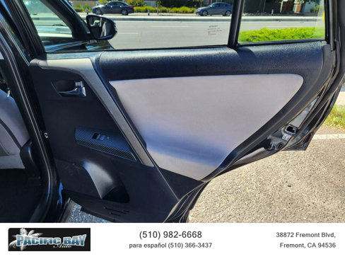 Used 2014 Toyota RAV4 XLE image 14