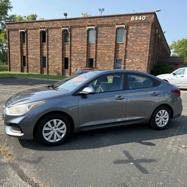 Used 2019 Hyundai Accent SE image 32
