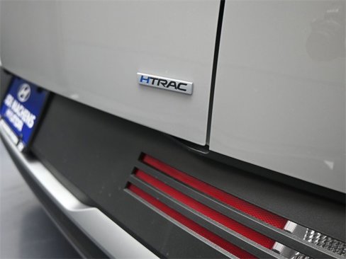 New 2025 Hyundai Ioniq 5 SE image 21