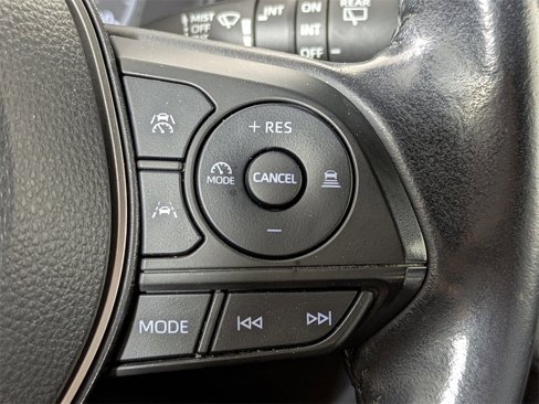 Used 2023 Toyota Corolla Cross SE image 23