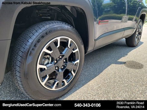 Used 2023 Jeep Renegade Trailhawk image 9