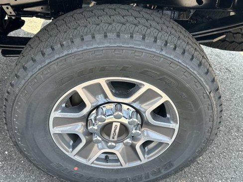 New 2026 Ford F250 Lariat image 11