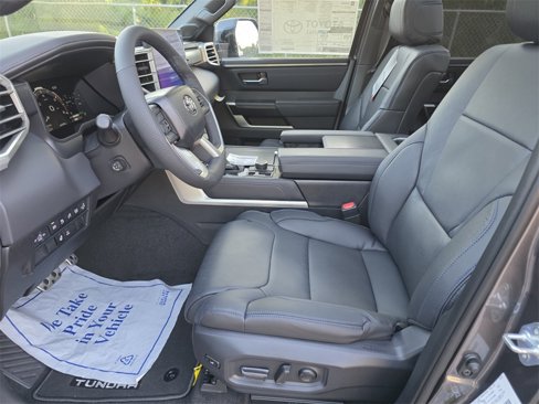 New 2025 Toyota Tundra Platinum image 24