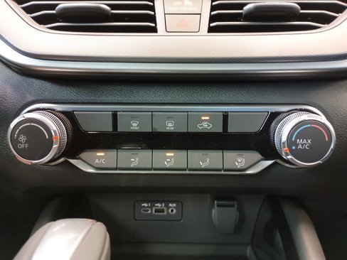 New 2025 Nissan Altima 2.5 SR image 17