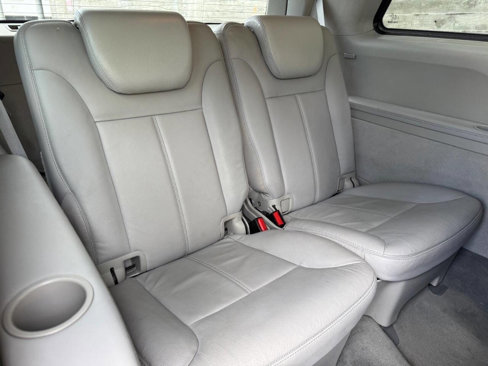 Used 2012 Mercedes-Benz GL 450 4MATIC image 27