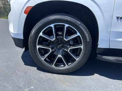 Used 2022 Chevrolet Tahoe RST w/ Luxury Package image 9