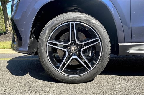 New 2026 Mercedes-Benz GLS 450 4MATIC image 12