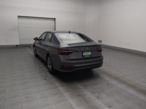 Used 2024 Volkswagen Jetta SE image 5