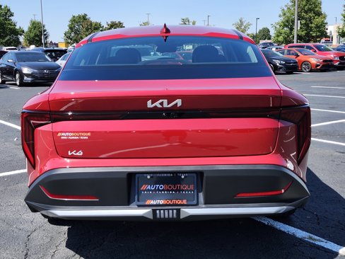 Used 2025 Kia K4 LXS image 9