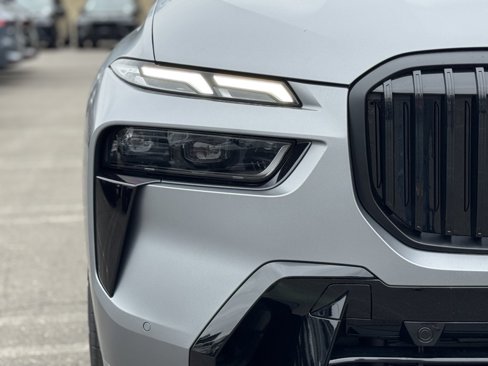 New 2026 BMW X7 xDrive40i w/ Executive Package image 13