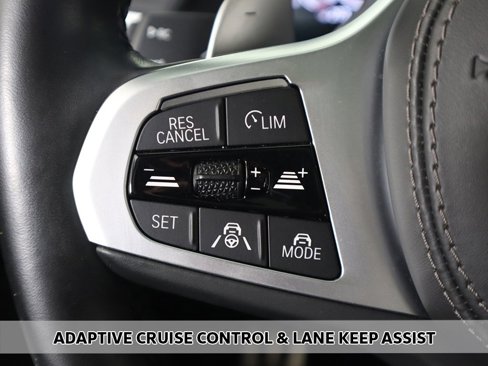 Used 2022 BMW X7 M50i image 6