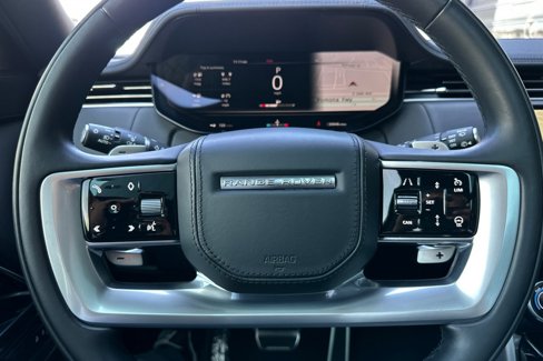 Used 2023 Land Rover Range Rover SE image 27
