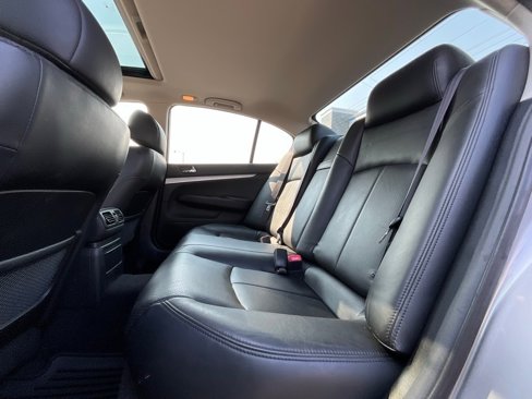 Used 2009 INFINITI G37 x image 12