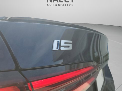 Used 2025 BMW i5 M60 w/ Premium Package image 5