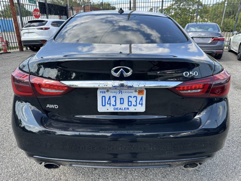 Used 2019 INFINITI Q50 Luxe w/ Essential Package (3.0T Luxe) image 6