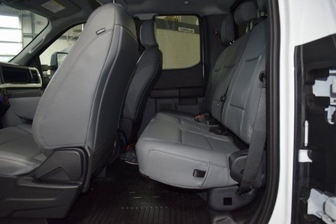 Used 2024 Ford F550 4x4 SuperCab Super Duty image 31