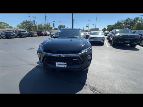 Certified 2024 Chevrolet Blazer RS w/ Driver Confidence II Package image 3