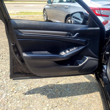 Used 2018 Honda Accord LX image 10