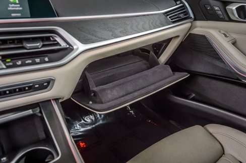 Used 2022 BMW X7 xDrive40i w/ M Sport Package image 34