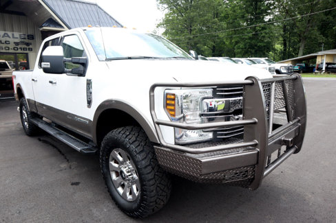 Used 2018 Ford F250 Lariat w/ Lariat Ultimate Package image 3