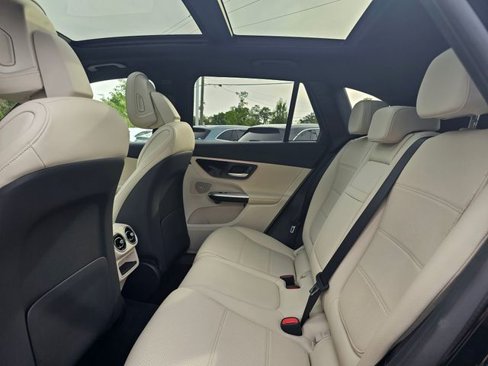Certified 2025 Mercedes-Benz GLC 300 4MATIC image 23