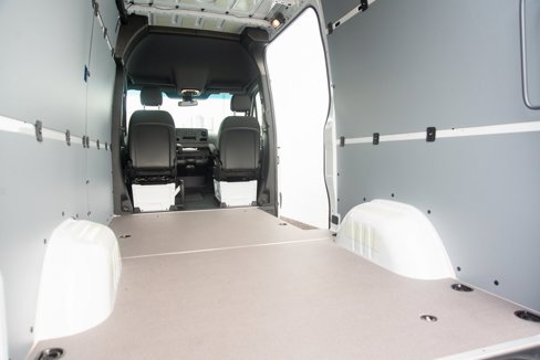 Used 2025 Mercedes-Benz Sprinter 2500 image 33