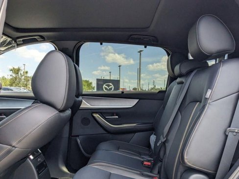 New 2025 MAZDA CX-70 Plug-In Hybrid w/ Premium Plus image 15