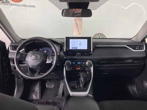 Used 2023 Toyota RAV4 XLE image 6