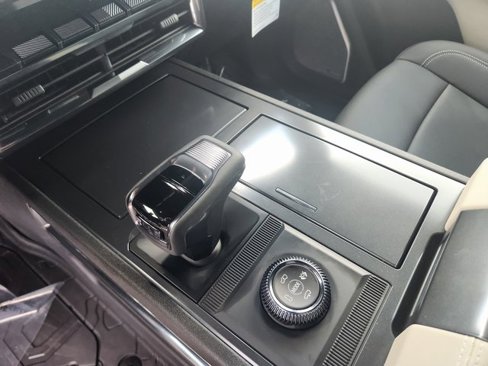 New 2026 GMC Hummer EV SUV image 21