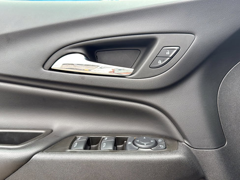 Certified 2024 Chevrolet Equinox LT image 36
