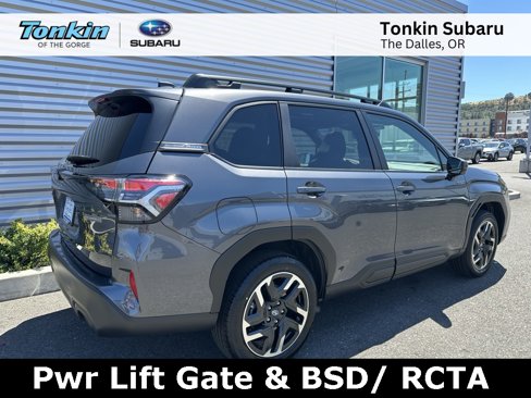 New 2025 Subaru Forester Premium image 3