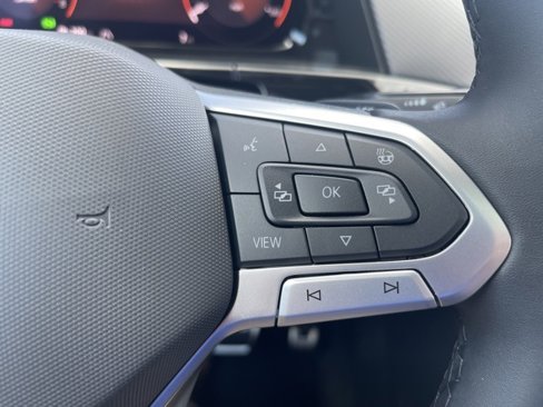 New 2025 Volkswagen Atlas Peak Edition SE image 25