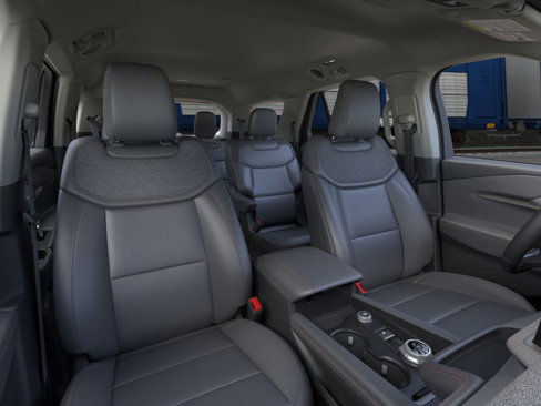 New 2025 Ford Explorer Active image 10