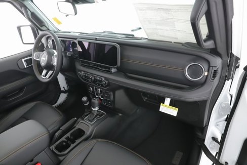 New 2025 Jeep Wrangler Unlimited Sahara image 23