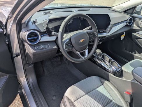 New 2026 Chevrolet Trax LT w/ Driver Confidence Package image 10